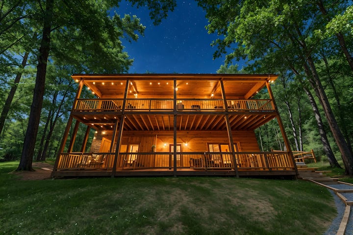 Hot Tub & Fire Pit: Secluded Blue Ridge Cabin! - Blue Ridge, GA