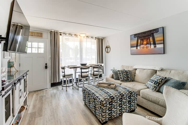 2 Blocks To Beach: Modern Condo In North Wildwood! - North Wildwood, NJ