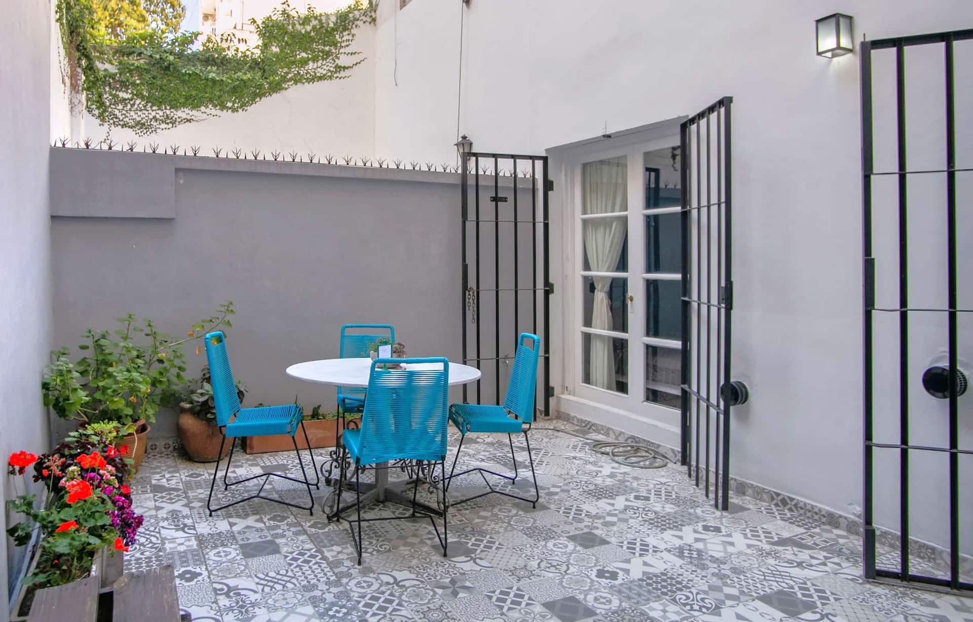 Two-bedroom apartment in Colegiales