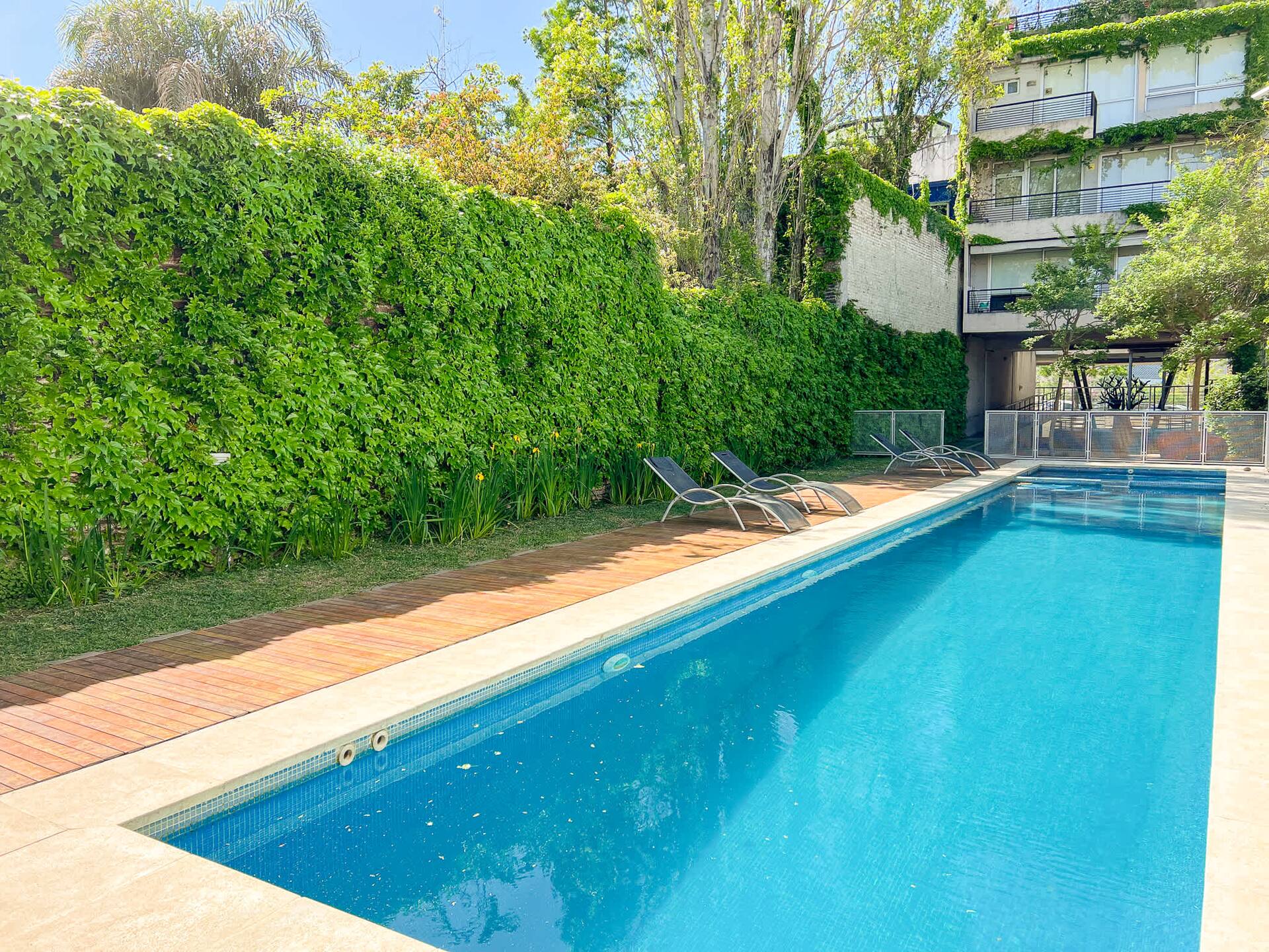 Loft with pool in the city's best neighborhood
