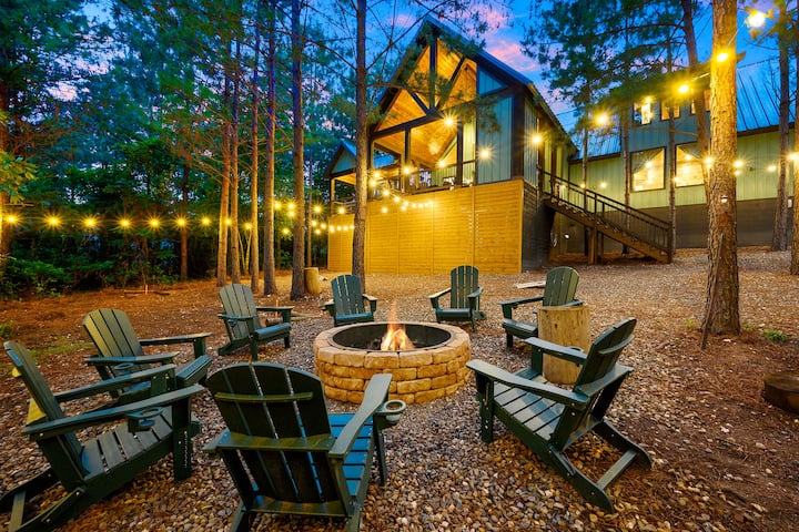Broken Bow Home W/ Hot Tub, Game Room & Ev Charger - Oklahoma