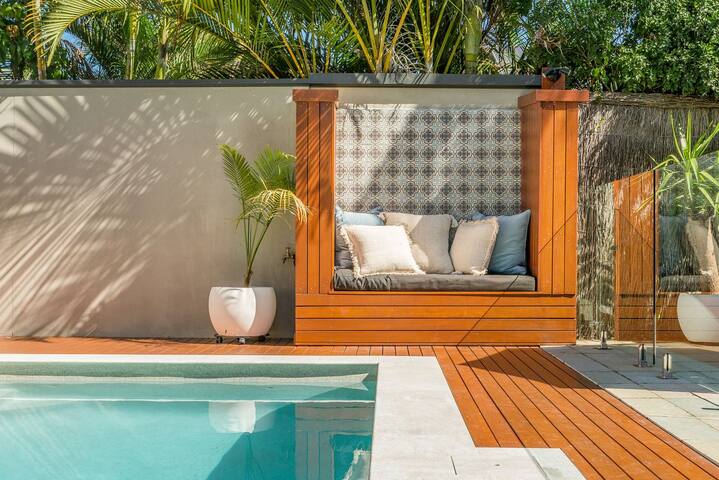 East Coast Escapes | 3 Little Pigs gallery image 5