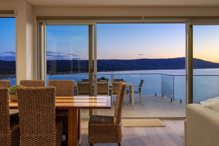 The Lookout gallery image 4