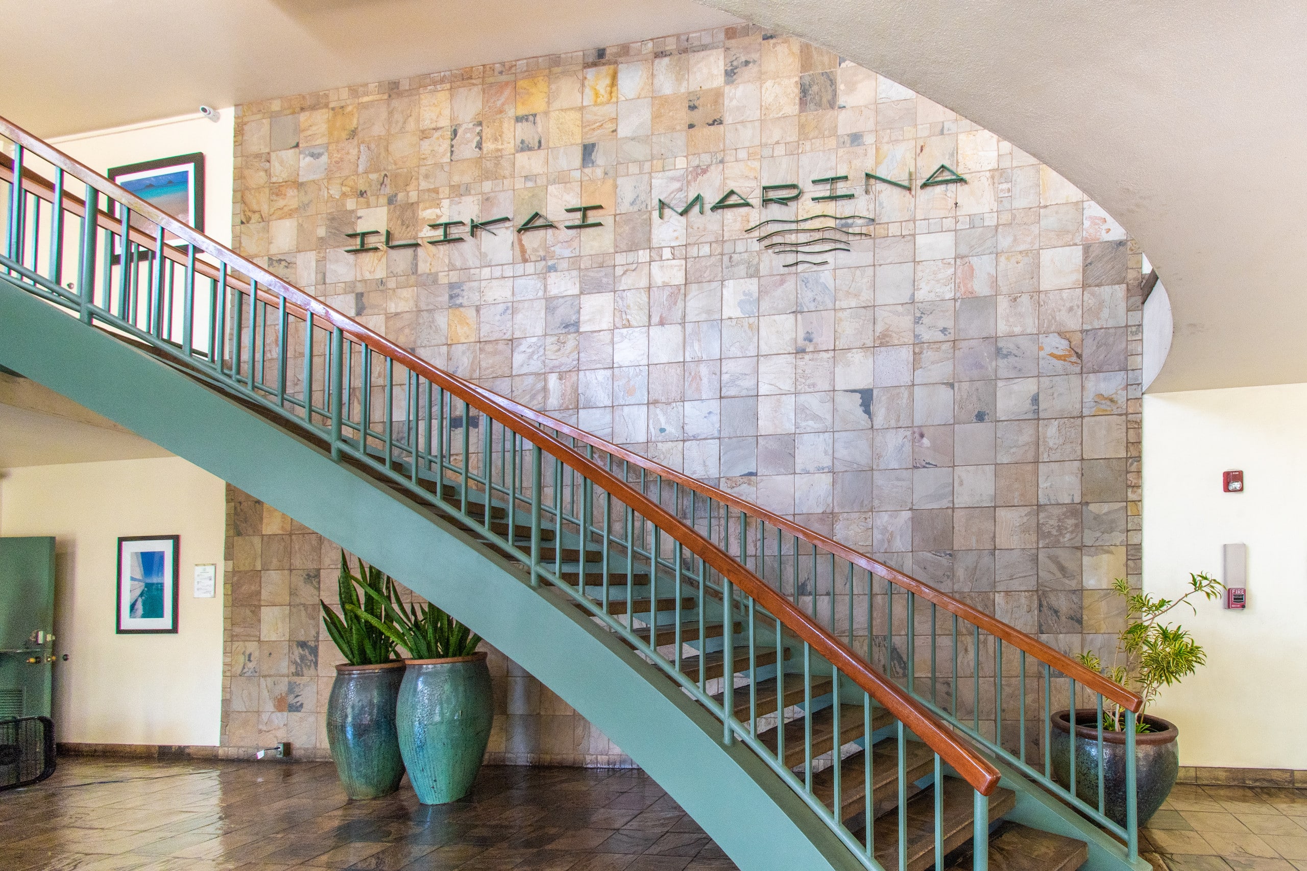 Coastal Chic Condo with Ocean View & Full Kitchen - Image 27