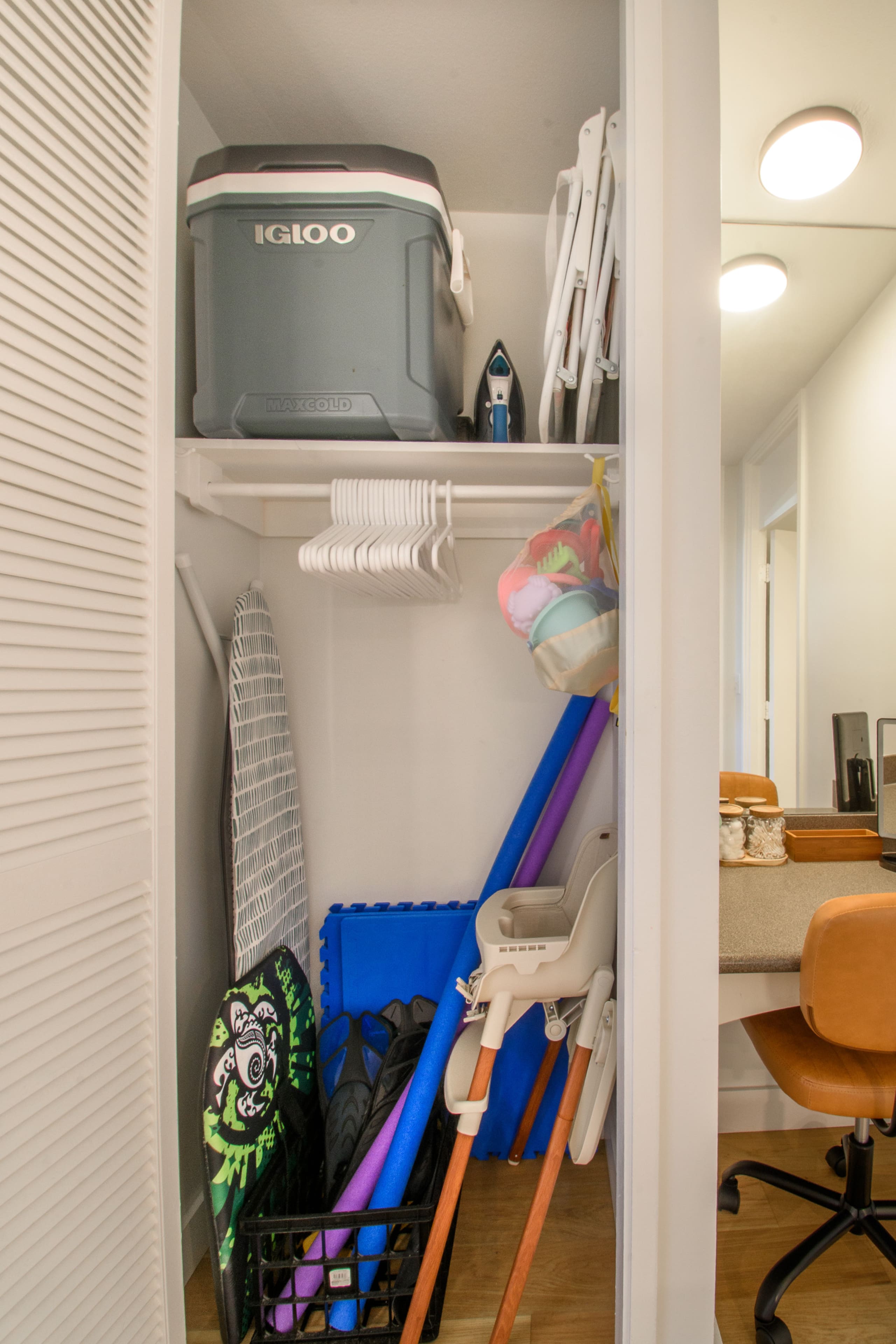 Coastal Chic Condo with Ocean View & Full Kitchen - Image 26