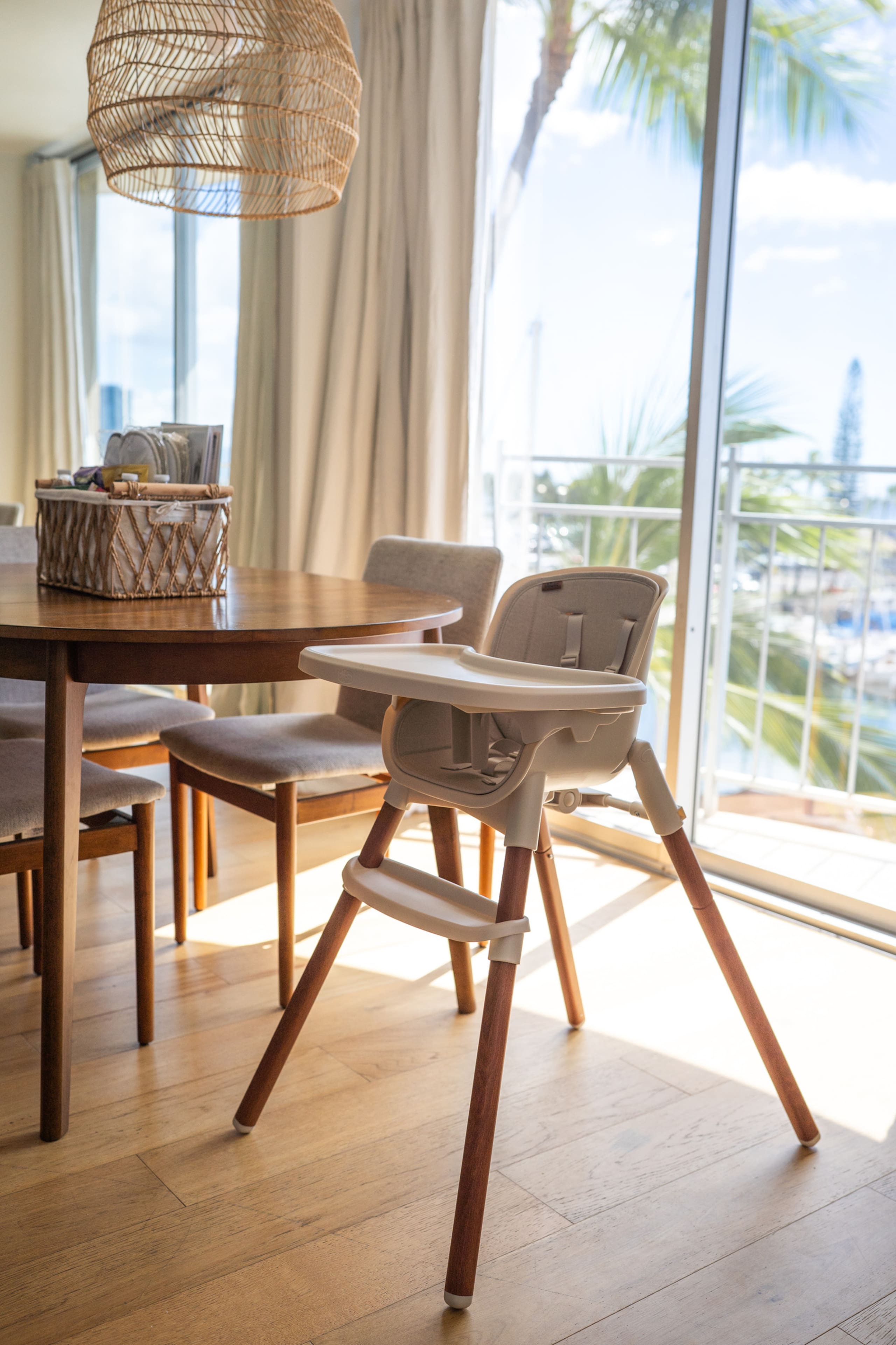 Coastal Chic Condo with Ocean View & Full Kitchen - Image 15