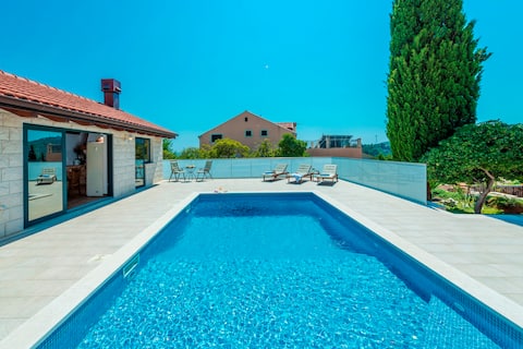 Hedera Estate, Villa Hedera XIX