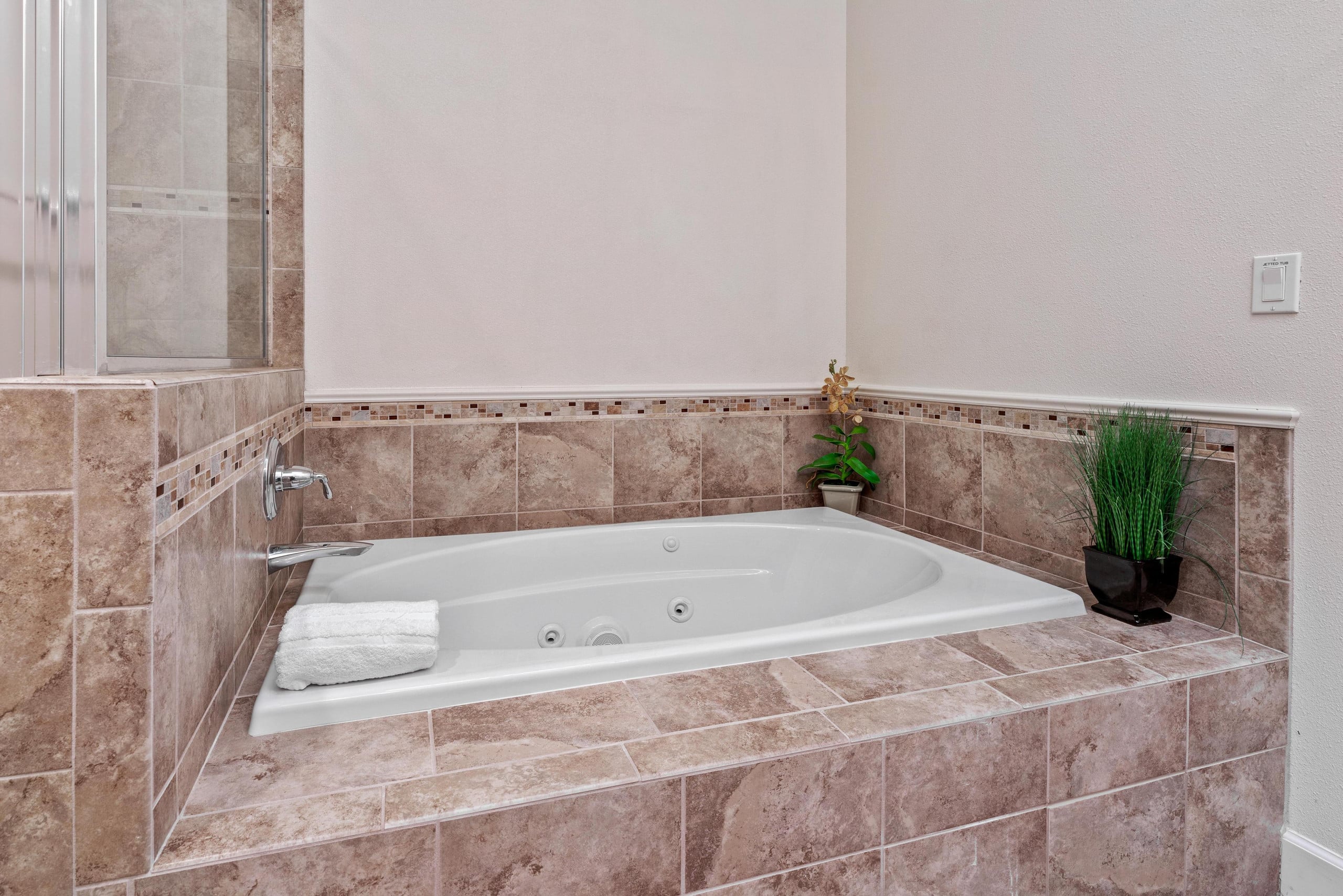 Townhouse in Waimea · ★5.0 · 3 bedrooms · 5 beds · 2.5 shared baths - Image 25