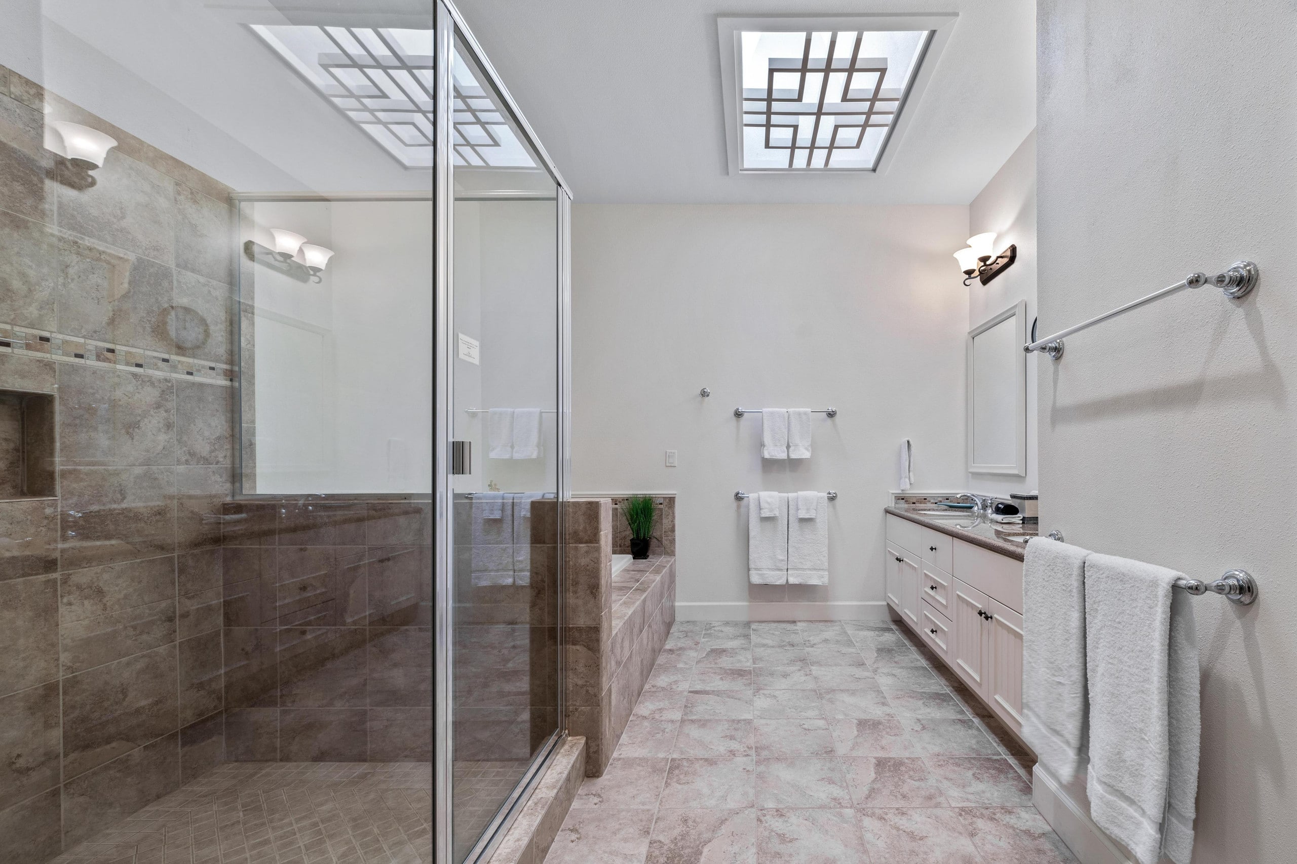 Townhouse in Waimea · ★5.0 · 3 bedrooms · 5 beds · 2.5 shared baths - Image 21
