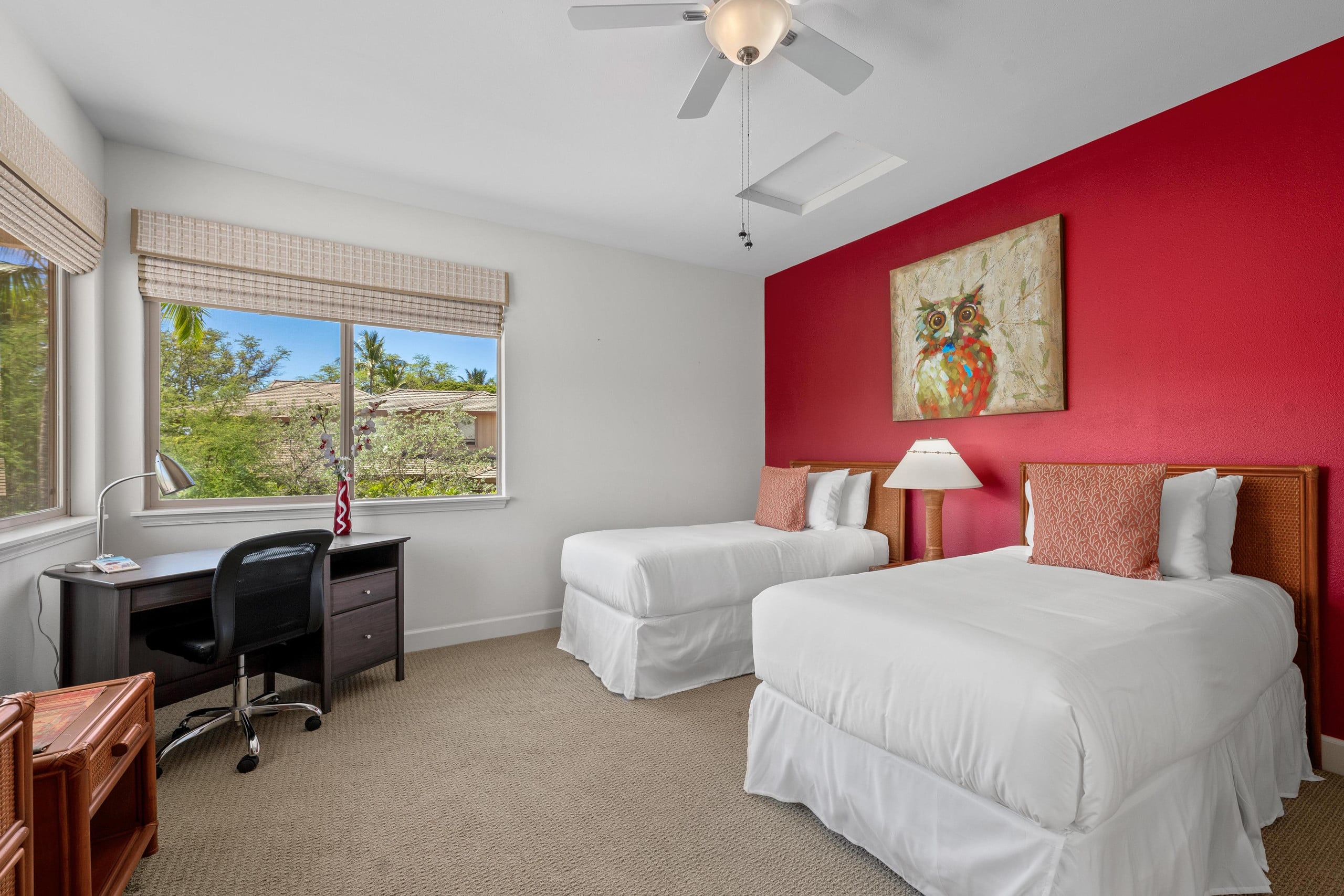 Townhouse in Waimea · ★5.0 · 3 bedrooms · 5 beds · 2.5 shared baths - Image 3
