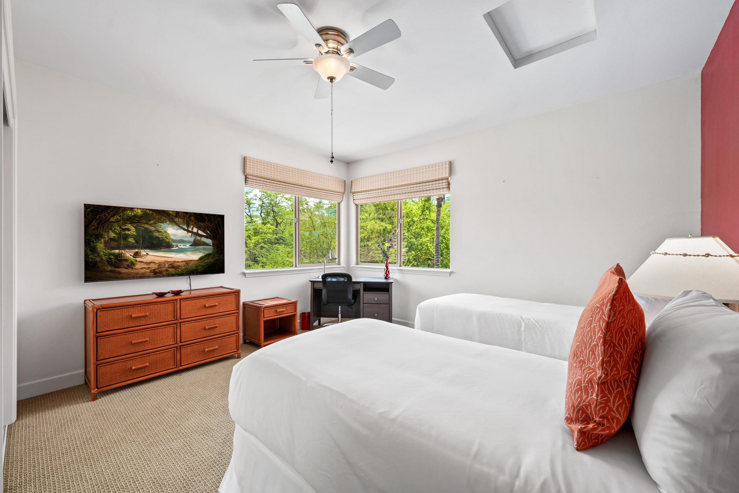 Townhouse in Waimea · ★5.0 · 3 bedrooms · 5 beds · 2.5 shared baths - Image 18