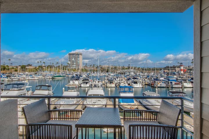 Near Top Rated Harbor Beach - Oceanside, CA