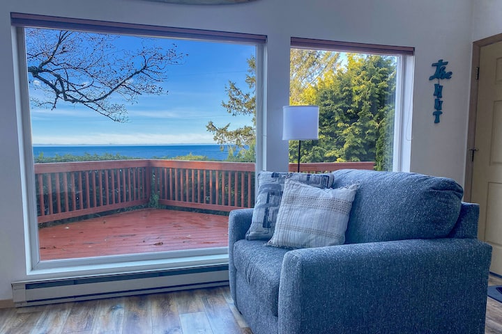 Ocean View In Yachats! 30+ Night Stay! Dogs-yes! - Yachats, OR