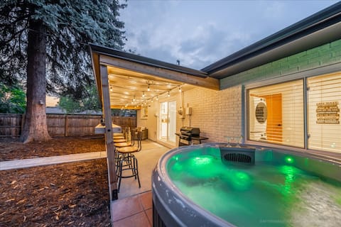Lakeview Hideaway w/ Hot Tub and Fire Pit