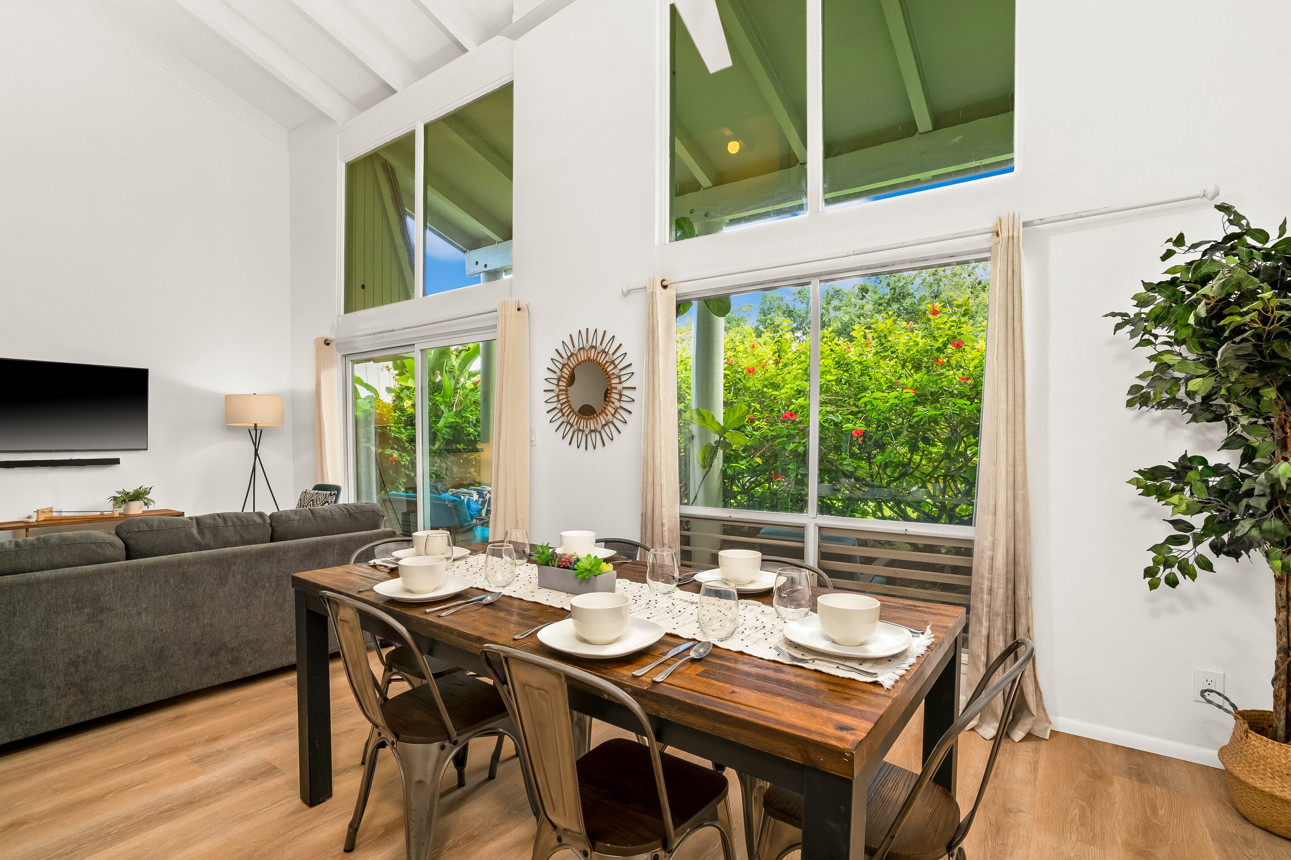 Condo in Princeville · ★4.76 · 2 bedrooms · 3 beds · 2 shared baths - Image 4