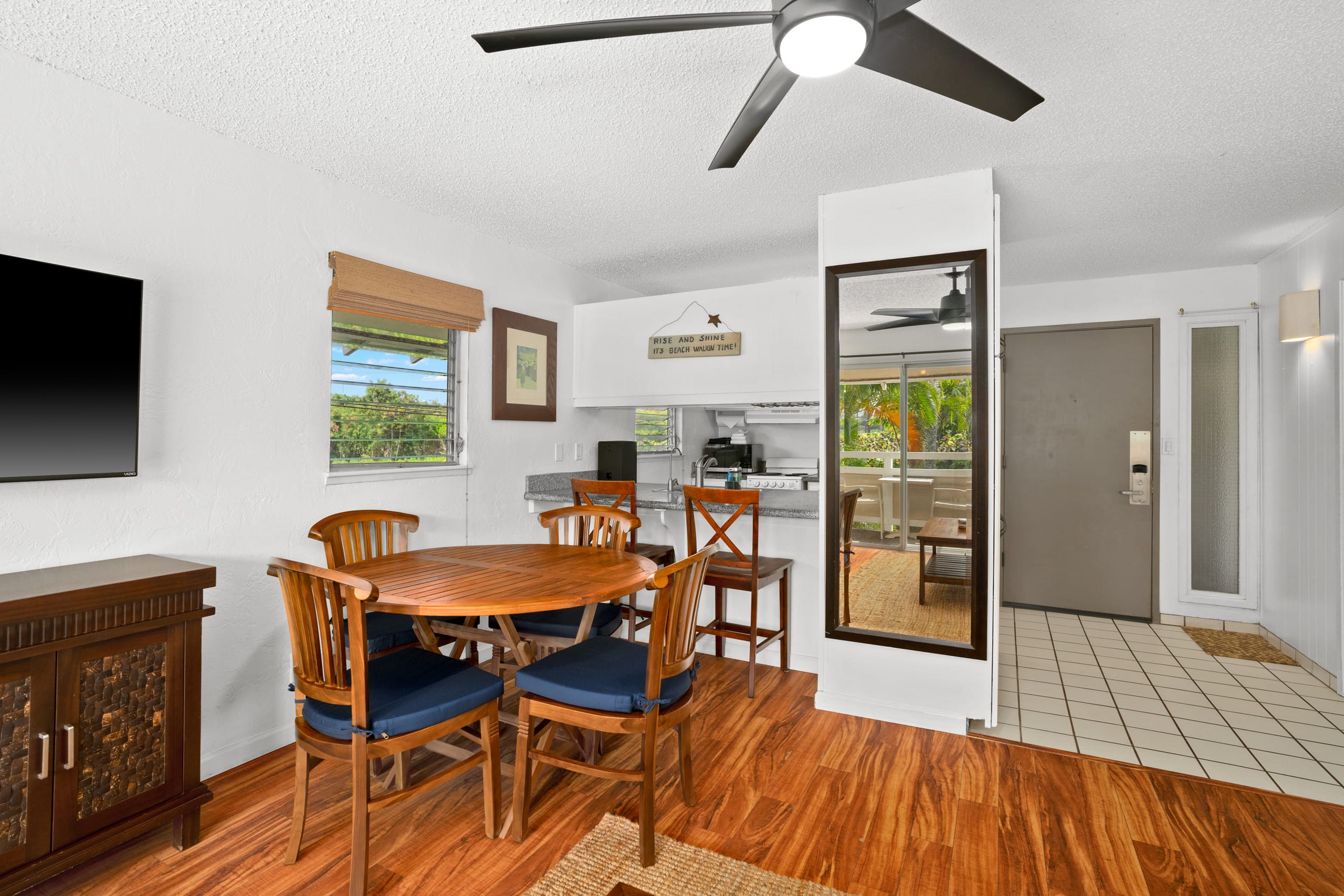Condo in Kapaa · ★4.76 · 1 bedroom · 2 beds · 1 shared bath - Image 6