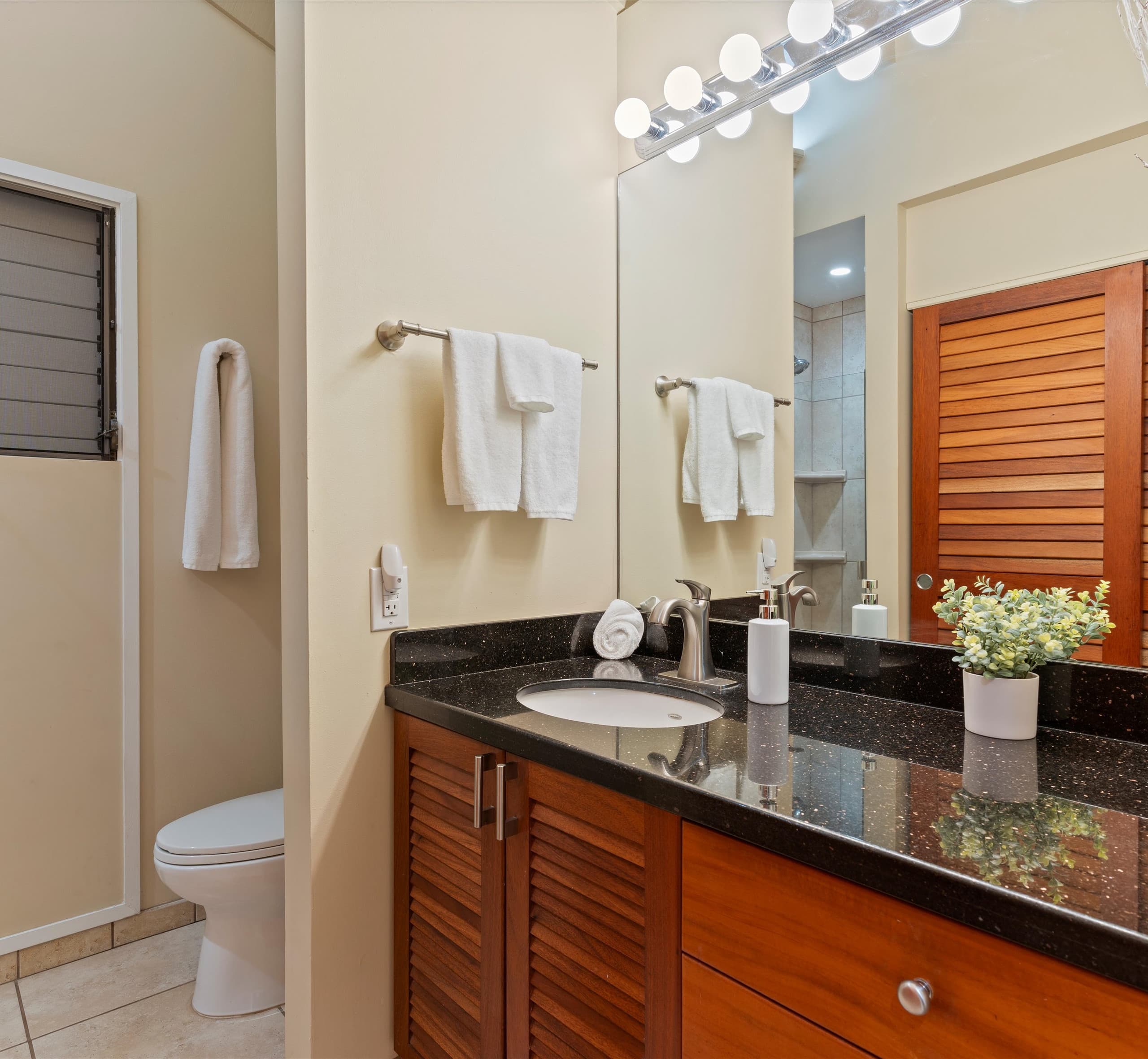 Condo in Kihei · ★4.43 · 2 bedrooms · 3 beds · 2 shared baths - Image 39