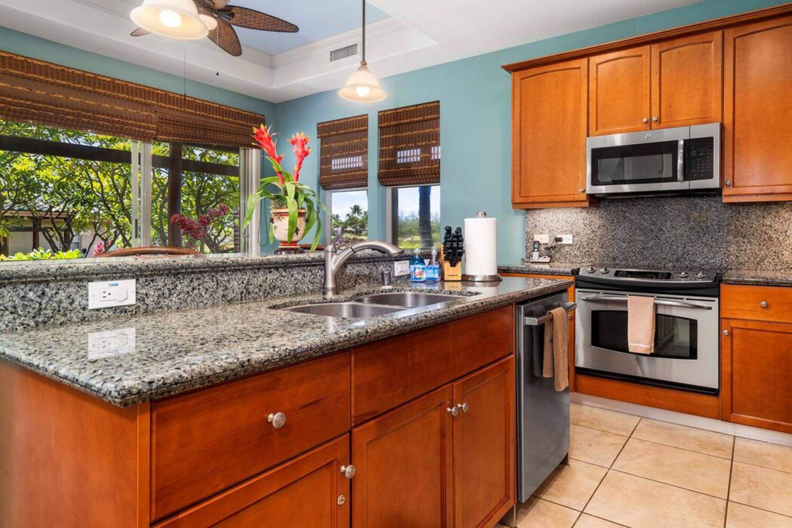 Townhouse in Waimea · ★4.75 · 2 bedrooms · 3 beds · 2 baths - Image 17