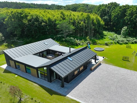 "Aviana" - 500m from the sea by Interhome