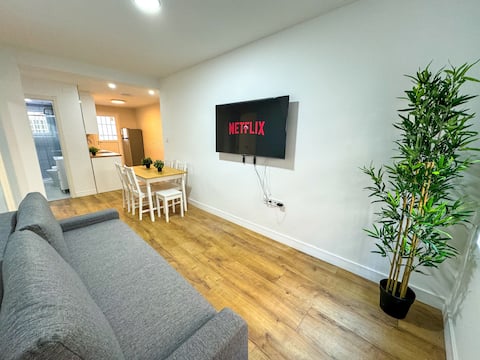 Propiedad de Airbnb exitosa: Bardaji del Pilar - Turistea (tourist office) en Delicias