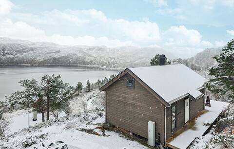 2 bedroom lovely home in Bjordal