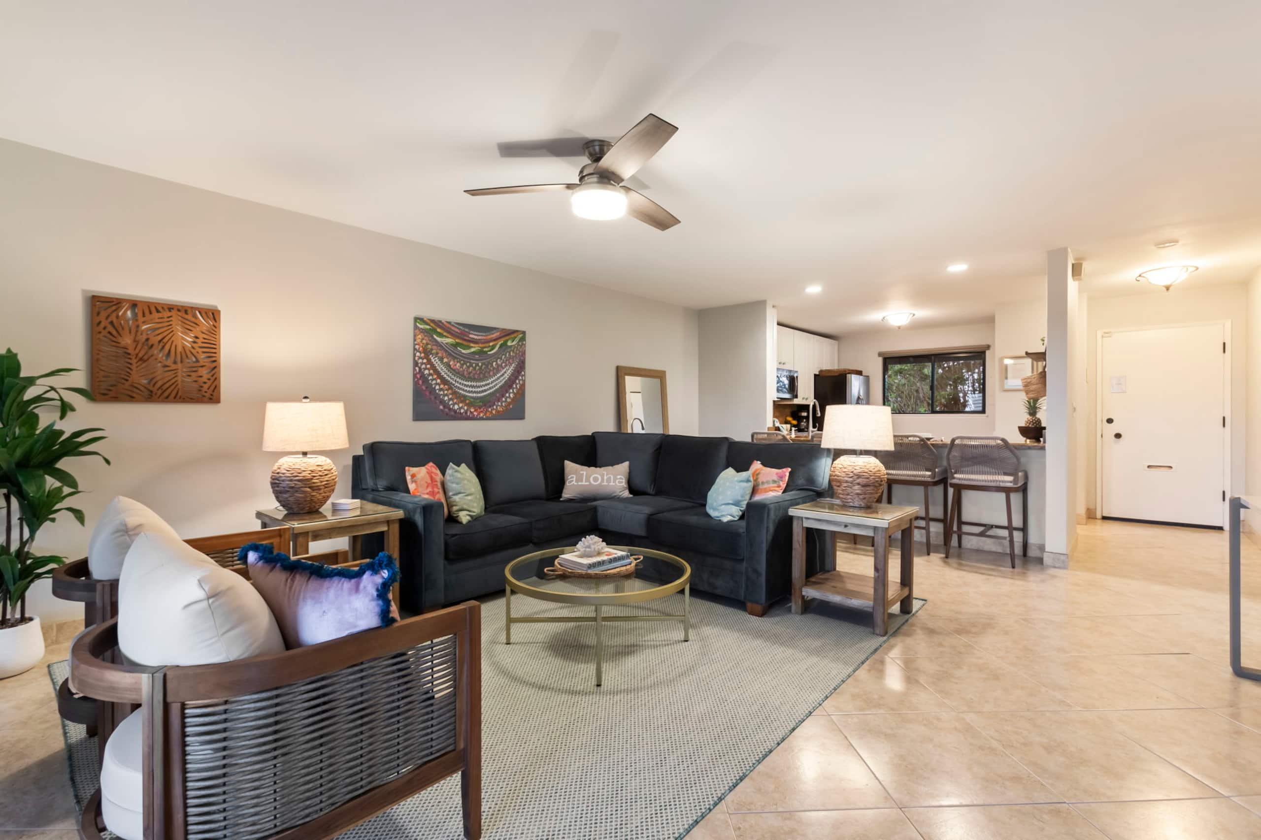 Beautiful Condo Great Special Rates! AC! - Image 5