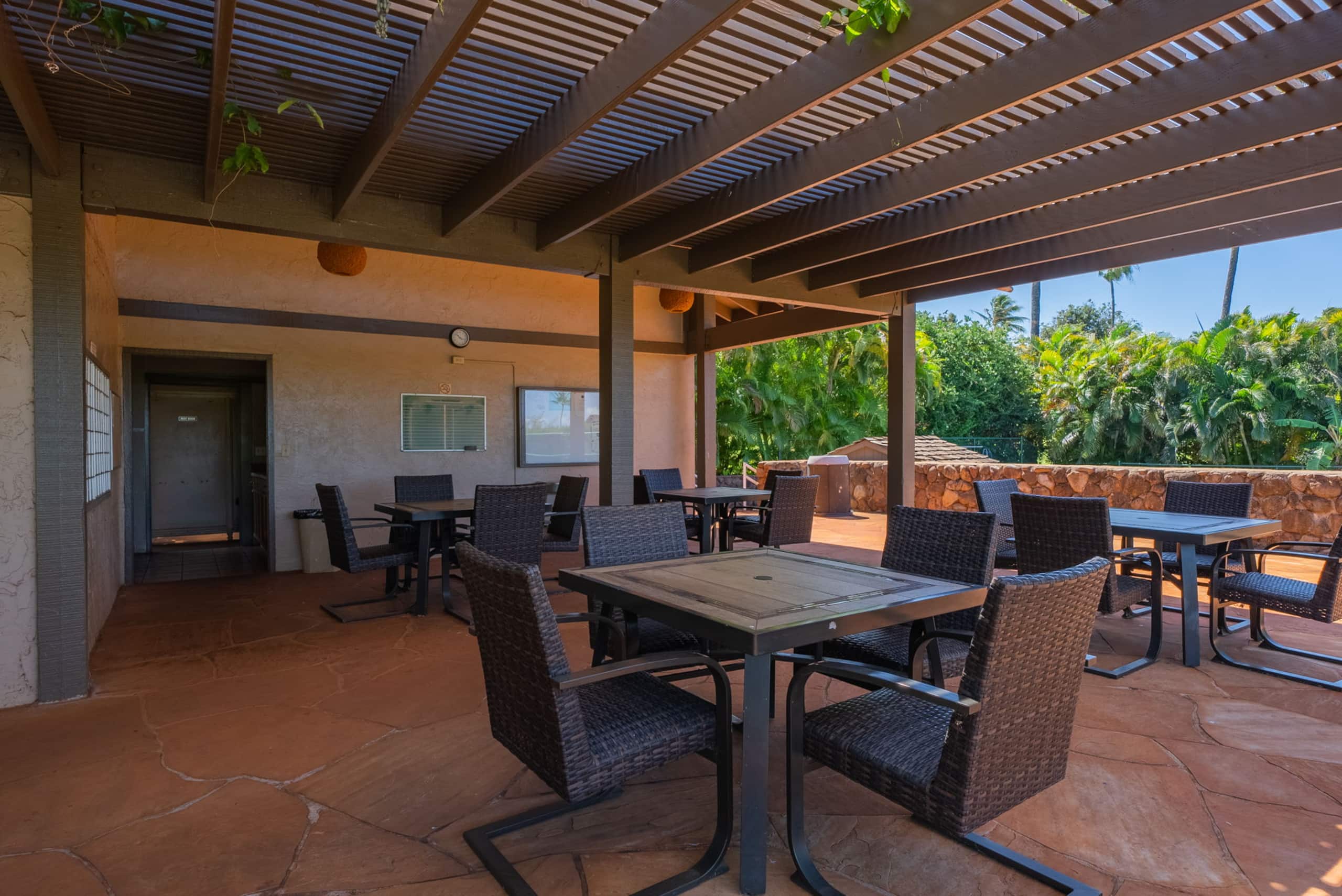Beautiful Condo Great Special Rates! AC! - Image 58