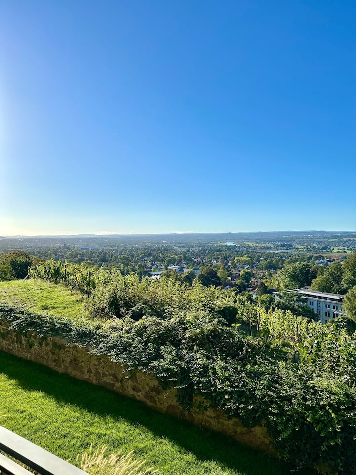 Feel-good apartment in the Elbe Valley