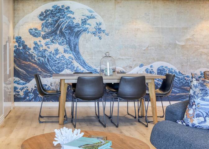 Cape Town’s Zen Condo, Pool & Views gallery image 4