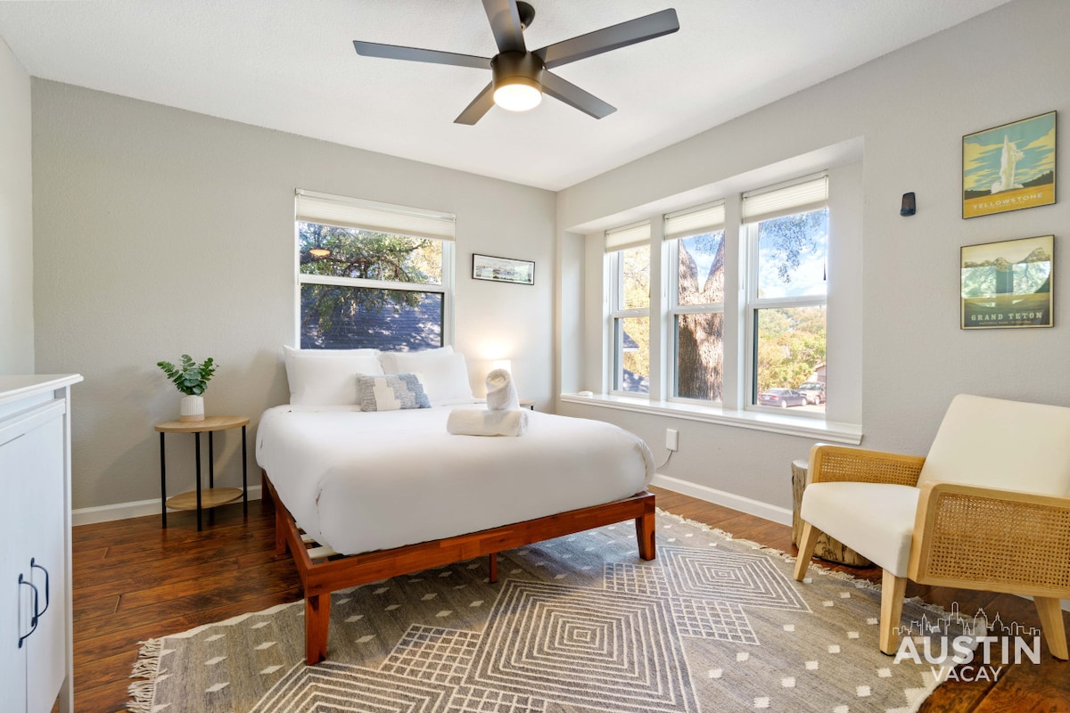 Одморете се во овој луксузен брачен кревет (широк 150-179 см)