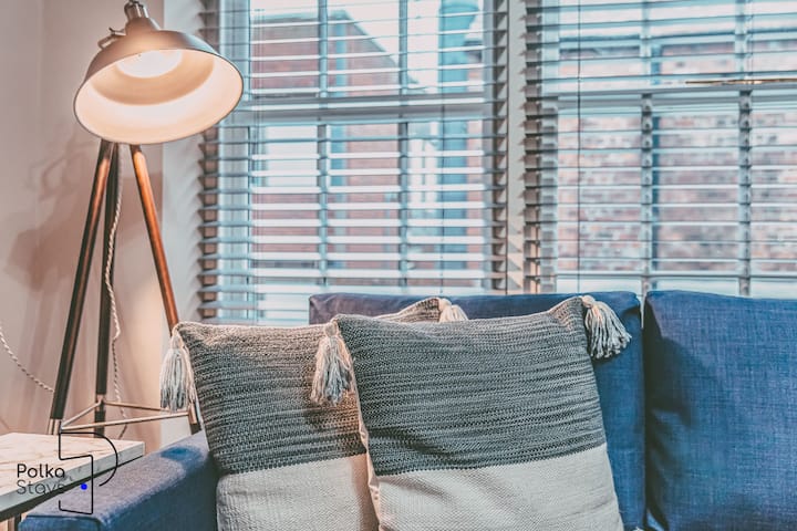 63B_Salla e ndenjjes_1