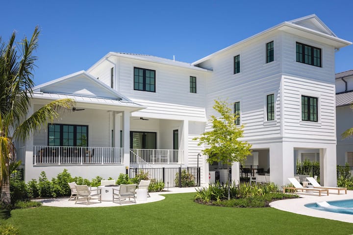 The Shellstone House at Solaire Lunara Bay - Houses for Rent in Key ...