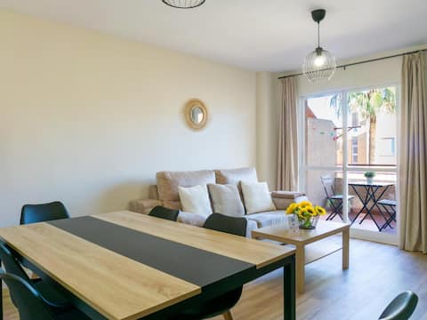 Top Airbnb: Sunny Hideaway in Arraijanal