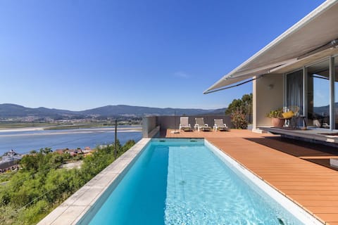 Quinta dos Moinhos House