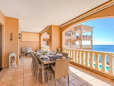 Sea View apartment Nautico Suites