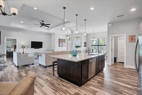 Deep Creek 3 Bedroom Private Pool and Spa Home