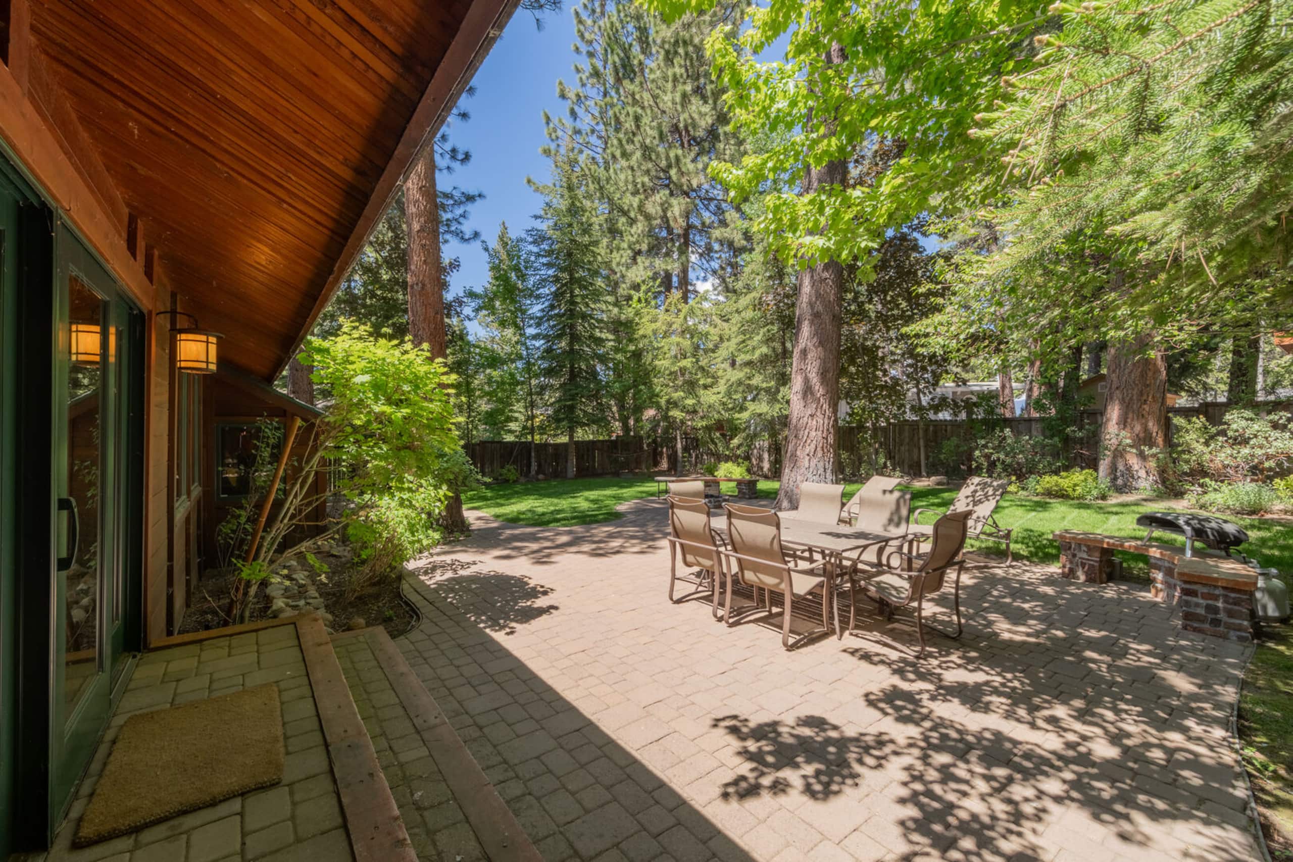 Family Retreat w/ Viking Kitchen & Fenced Yard - Photo 33