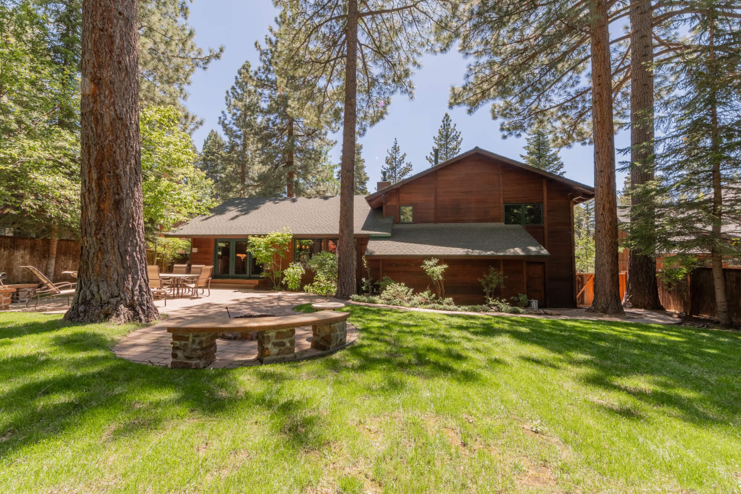 Family Retreat w/ Viking Kitchen & Fenced Yard - Photo 30