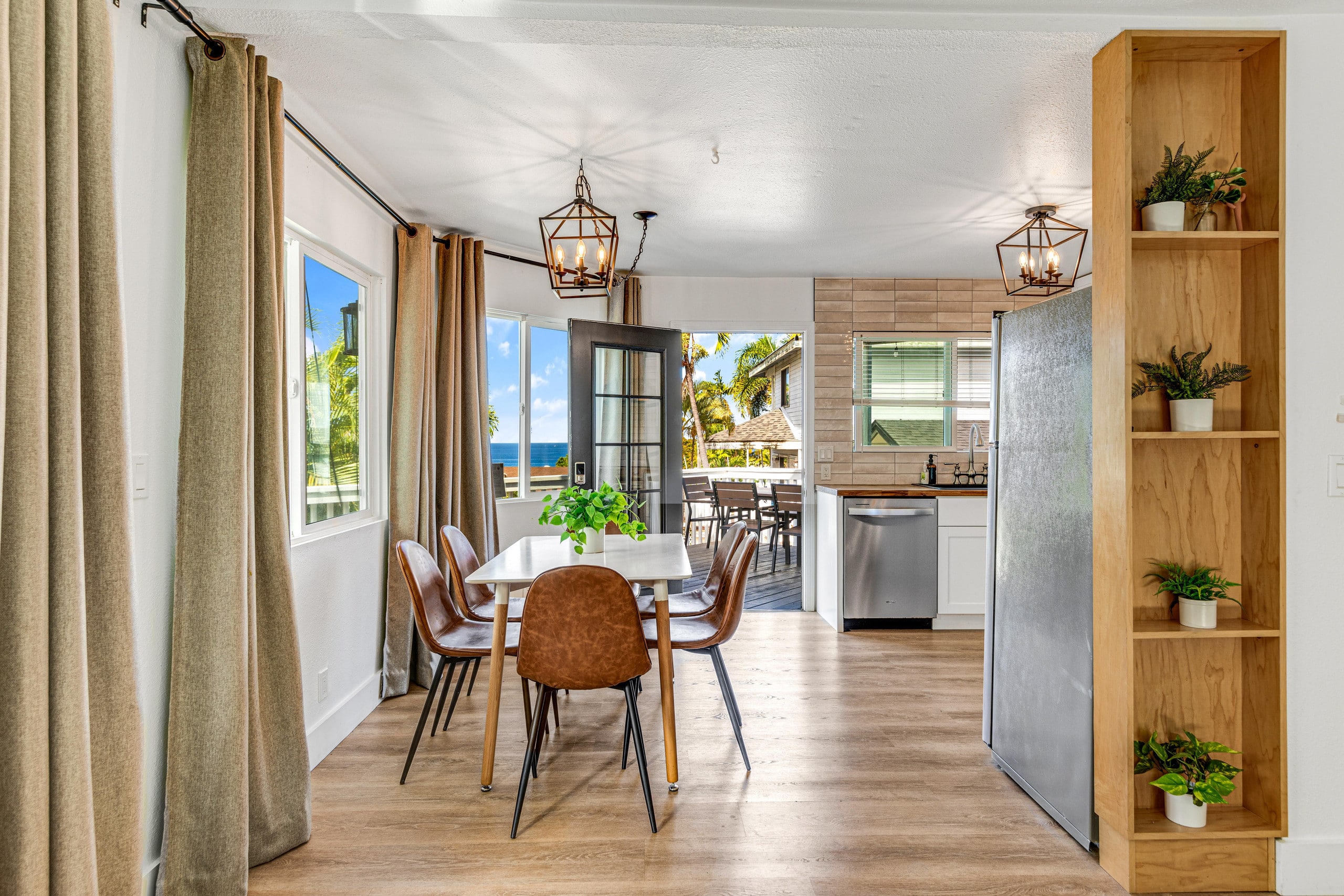Home in Kailua-Kona · ★4.69 · 3 bedrooms · 5 beds · 2 private baths - Image 4