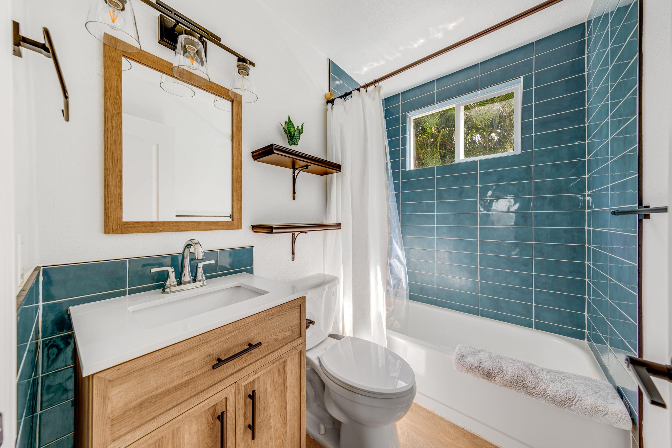Home in Kailua-Kona · ★4.69 · 3 bedrooms · 5 beds · 2 private baths - Image 16