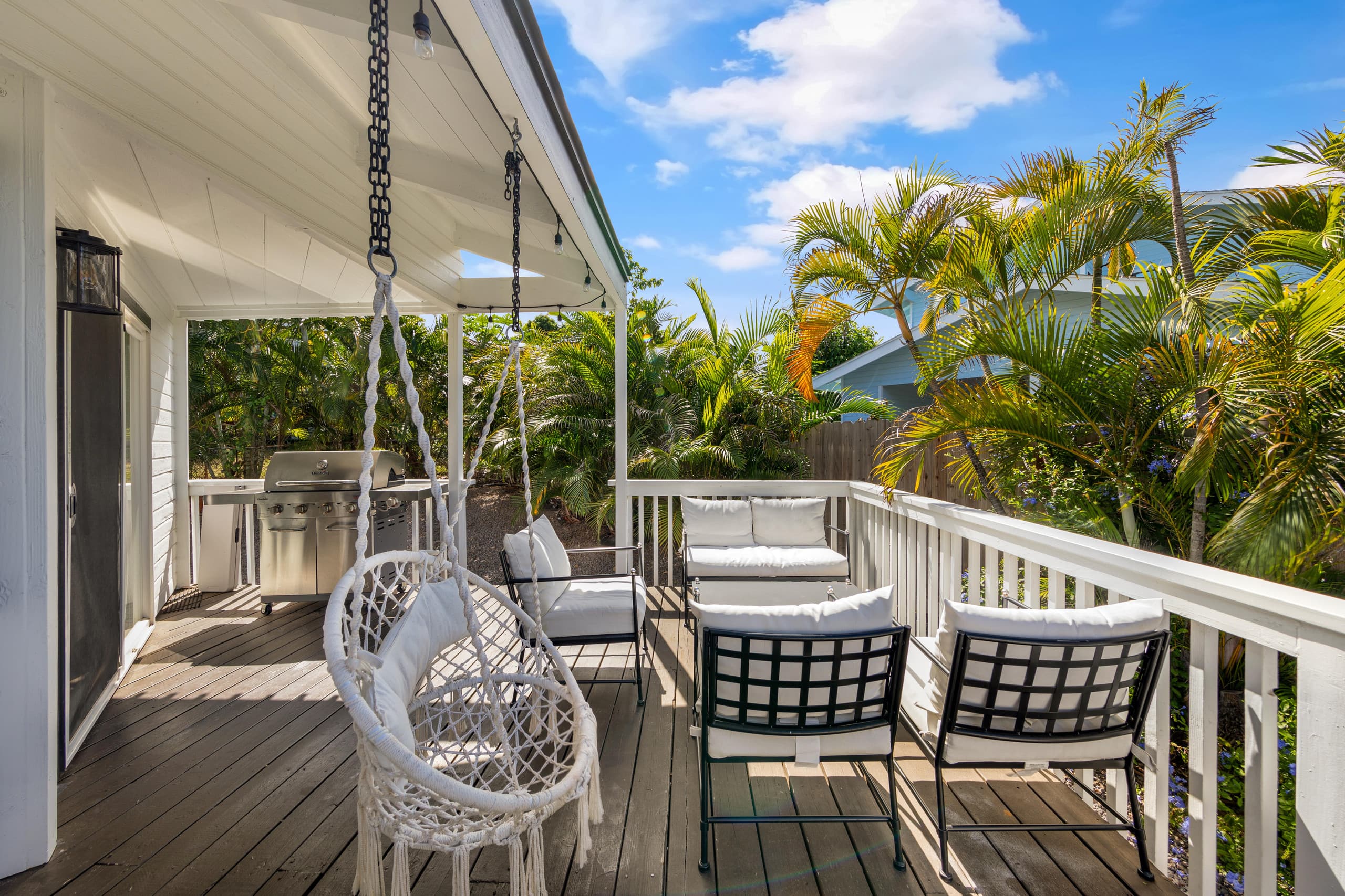 Home in Kailua-Kona · ★4.69 · 3 bedrooms · 5 beds · 2 private baths - Image 12