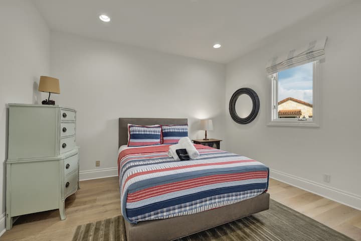 חדר שינה 4 למעלה