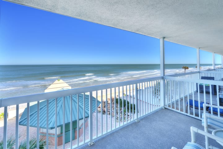 Oceanfront 1br · Large Private Balcony · Sleeps 4 - Daytona Beach, FL