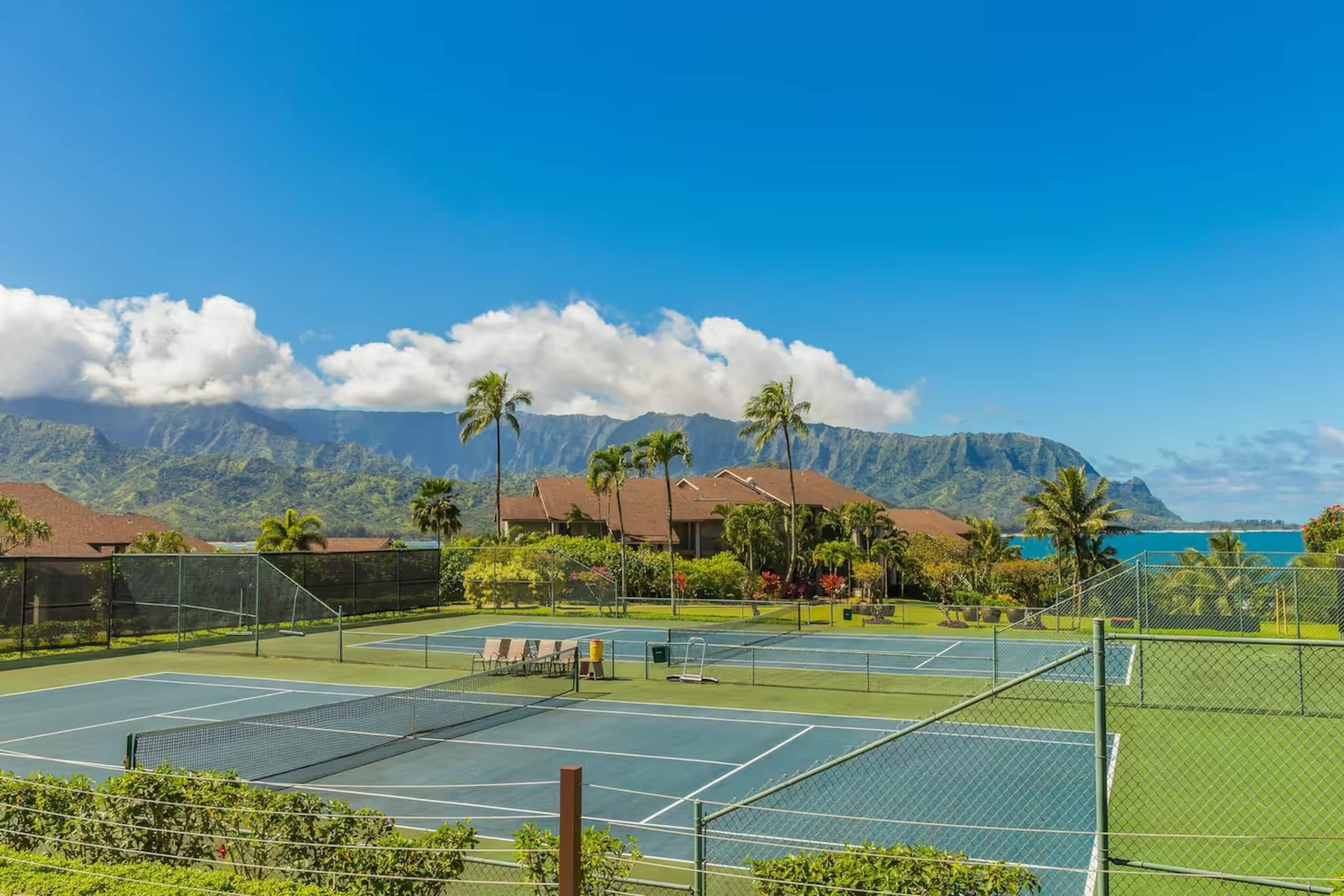 4BR Hanalei Bay Resort w/ Oceanviews, Pool & AC - Photo 25