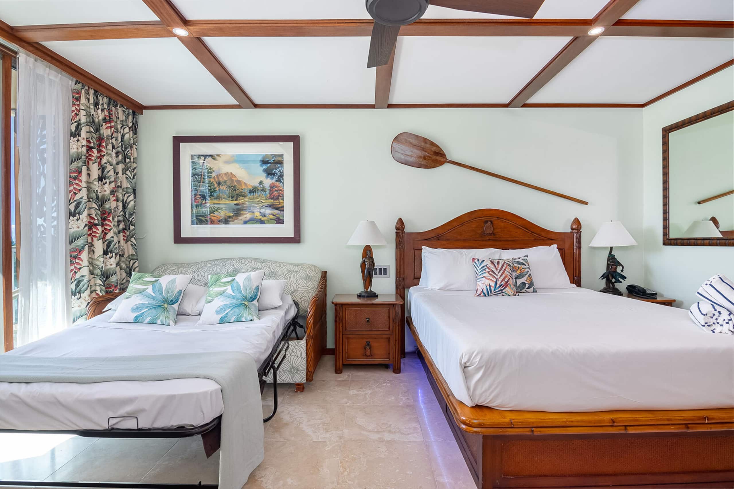 Condo in Honolulu · ★4.67 · 1 bedroom · 2 beds · 1 private bath - Image 3