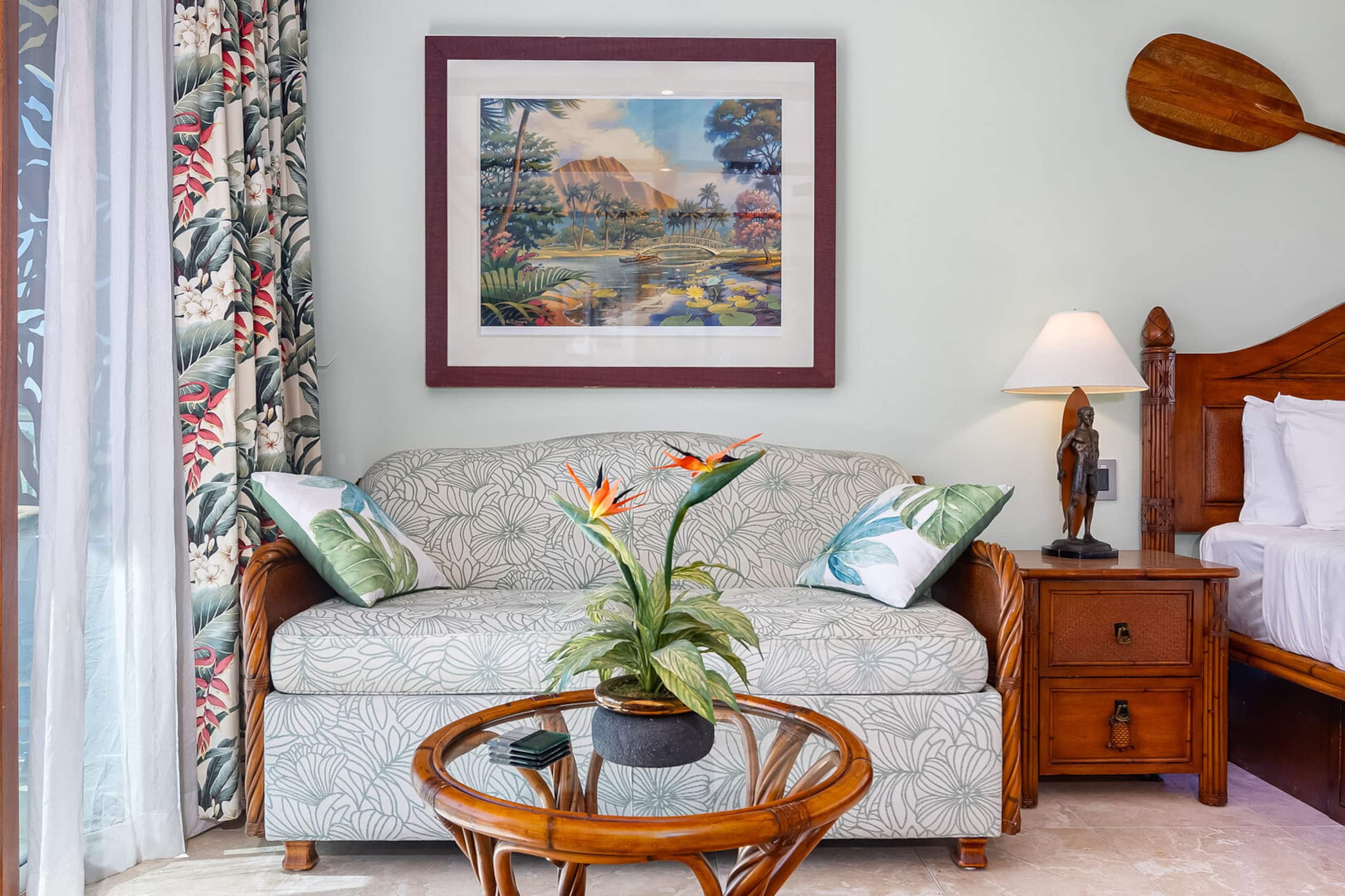 Condo in Honolulu · ★4.67 · 1 bedroom · 2 beds · 1 private bath - Image 10