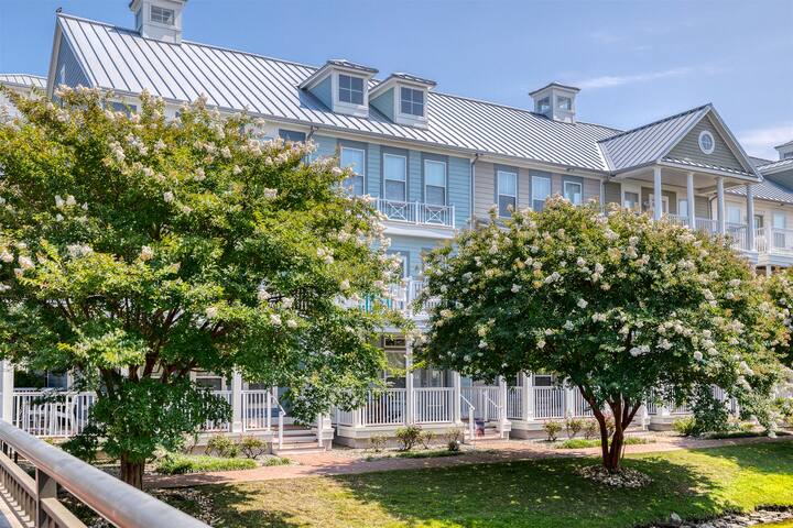 Sunset Island Sales and Rentals managed Airbnb listing 3