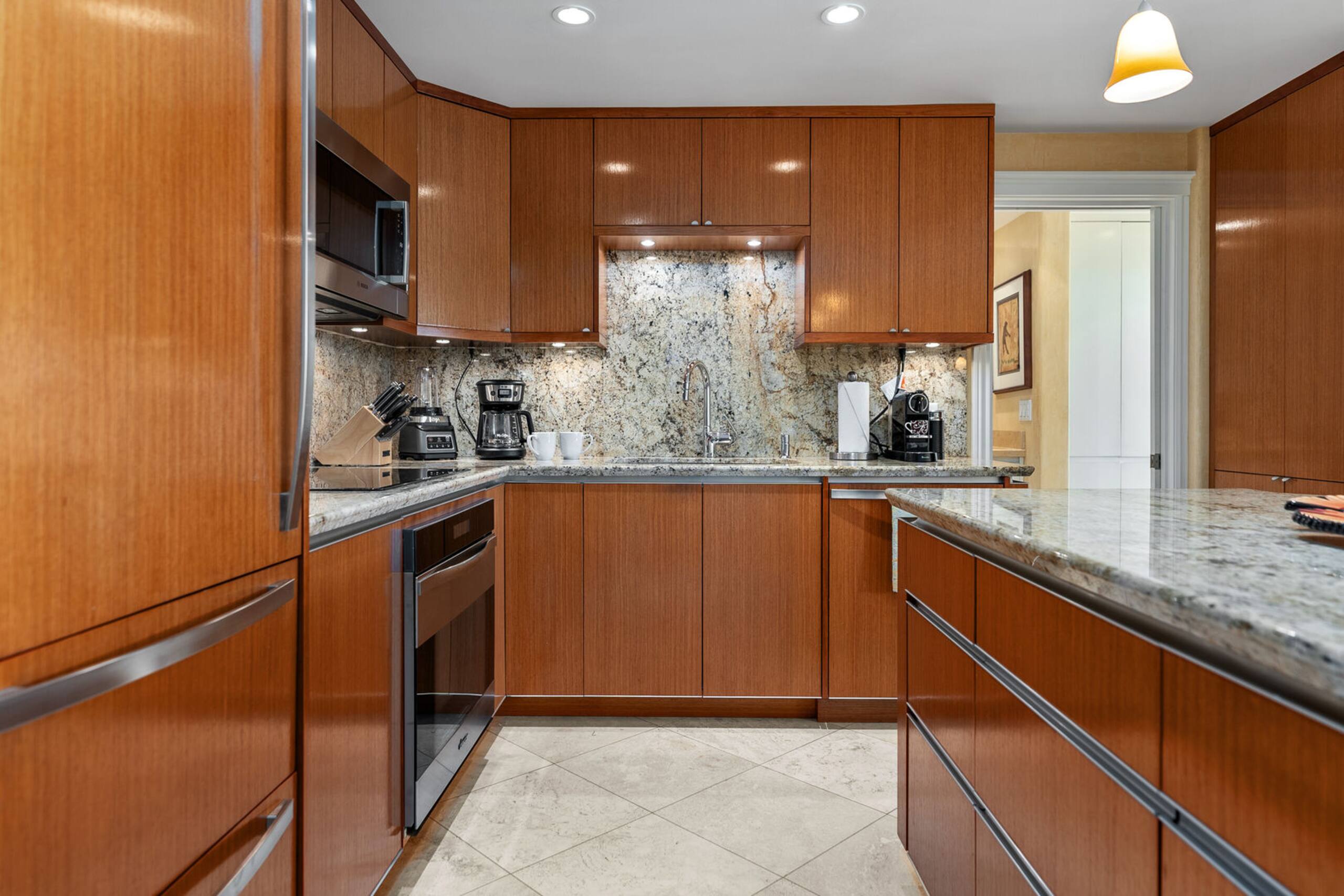 Beautiful central kihei two bedroom (MBG309) - Image 2