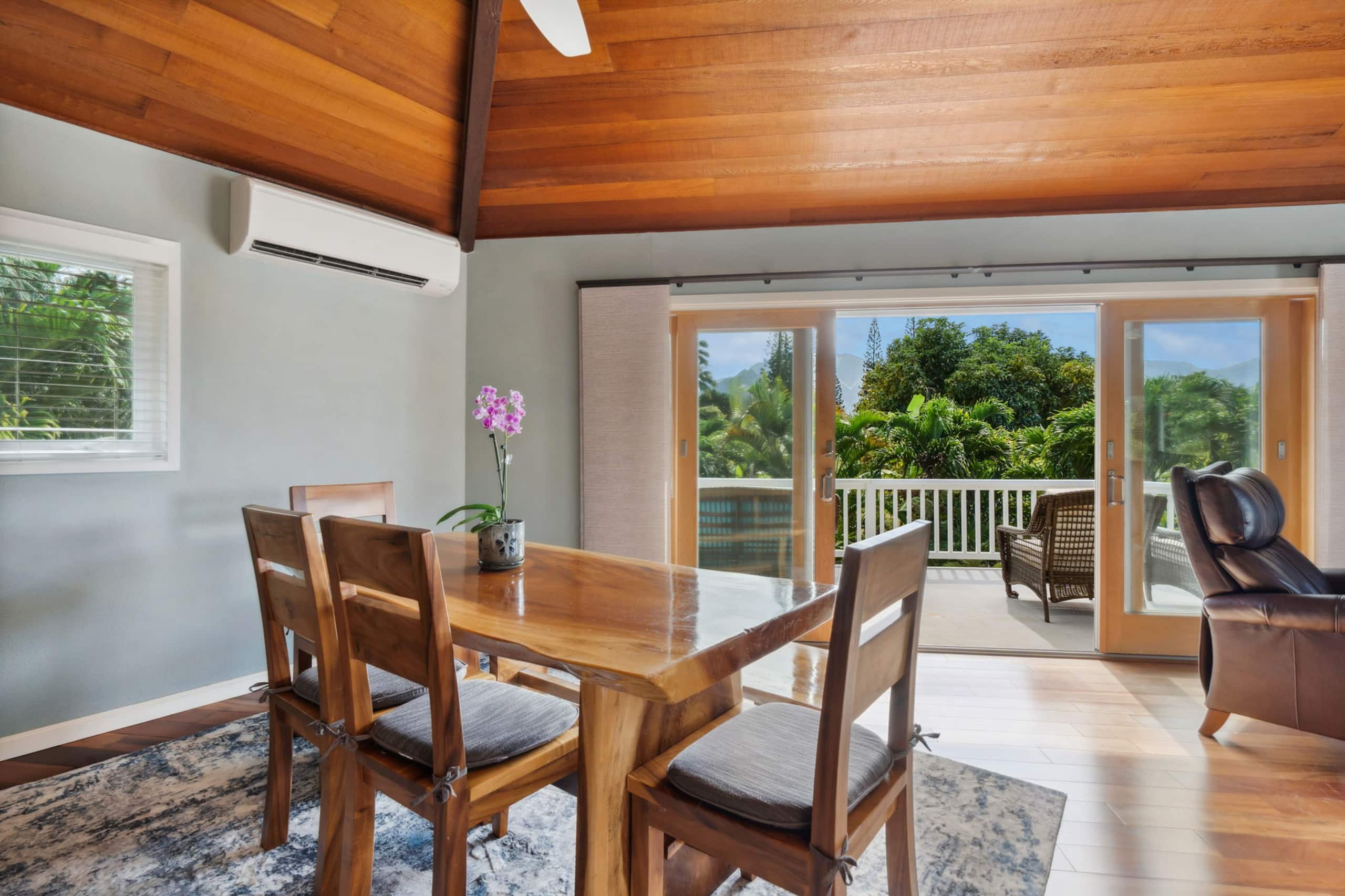 Home in Princeville · ★4.25 · 3 bedrooms · 3 beds · 3.5 baths - Image 40