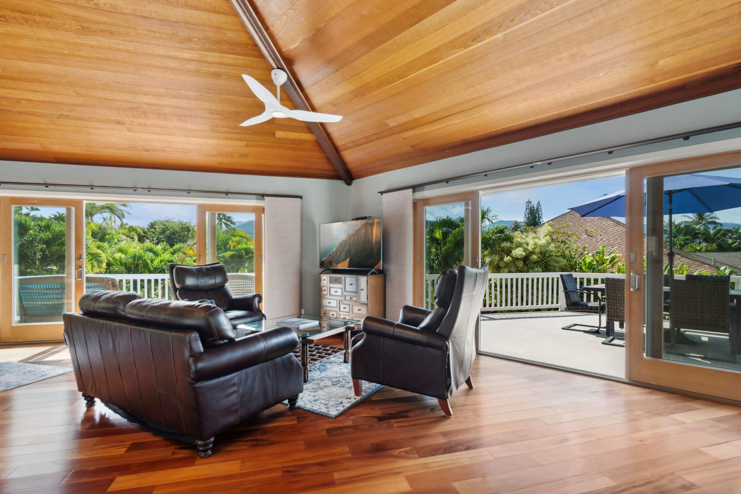 Home in Princeville · ★4.25 · 3 bedrooms · 3 beds · 3.5 baths - Image 26